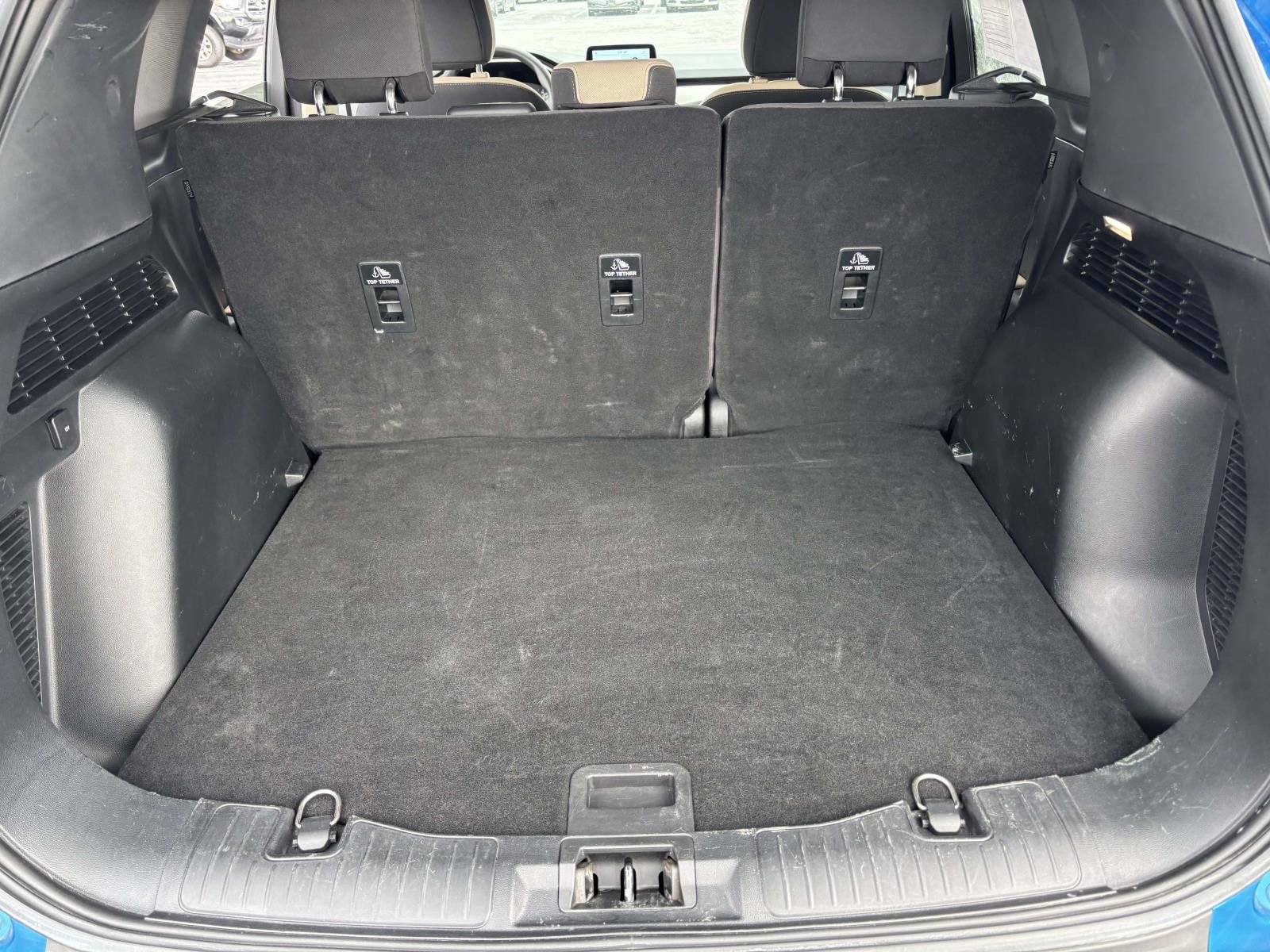 Certified 2020 Ford Escape SE image 11