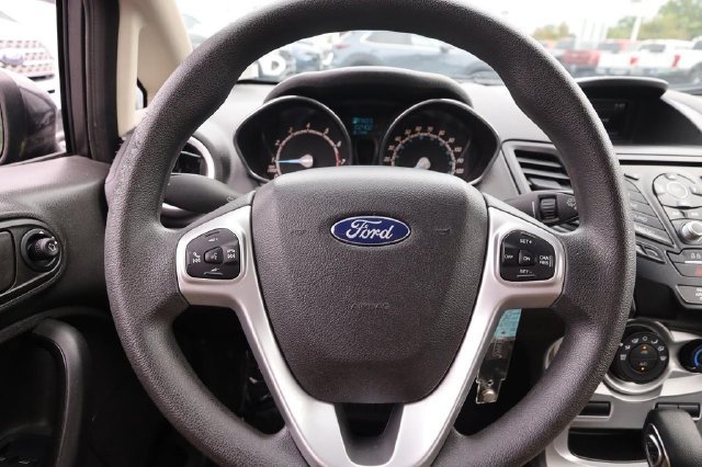 Certified 2018 Ford Fiesta SE FWD image 10
