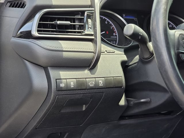 Used 2023 Toyota Camry SE FWD image 17