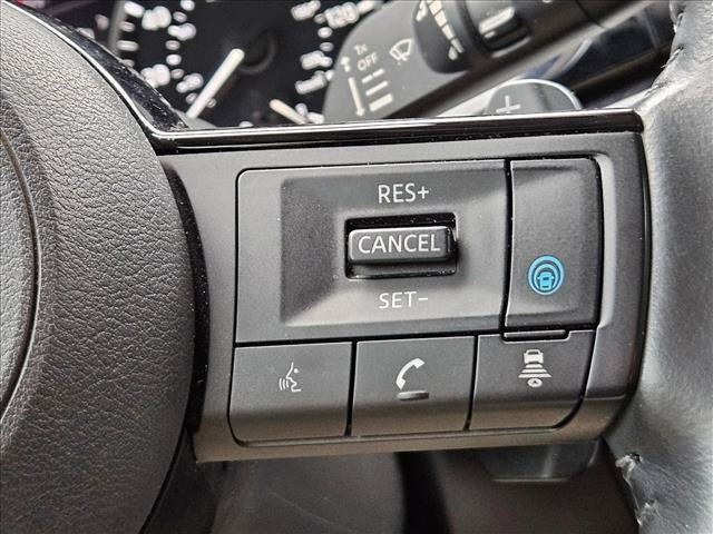 Used 2022 Nissan Pathfinder SL FWD image 24