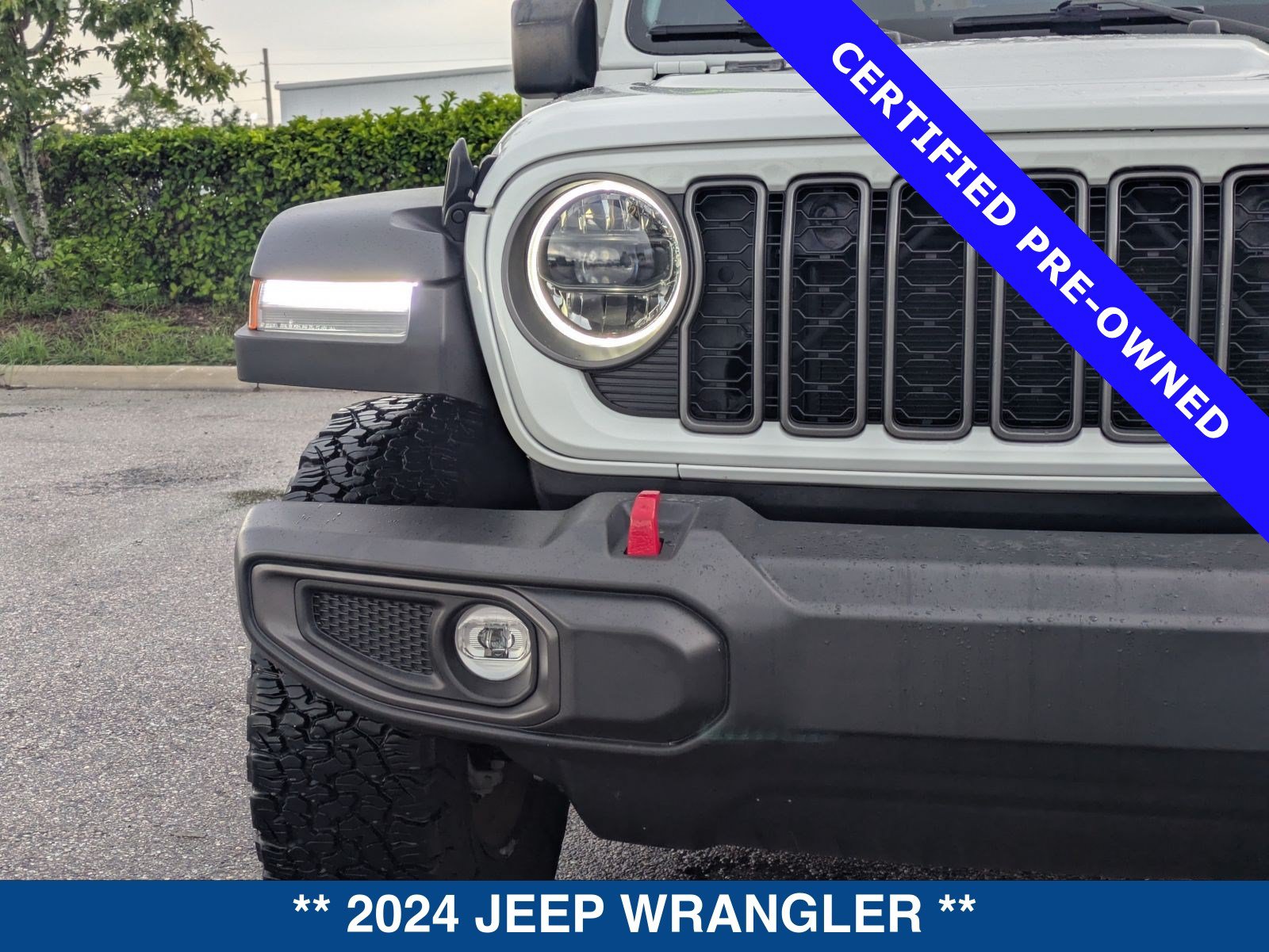 Used 2024 Jeep Wrangler Unlimited Rubicon AWD/4WD image 10