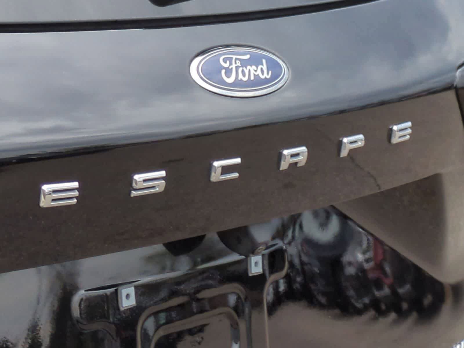 Certified 2023 Ford Escape Active AWD/4WD image 13