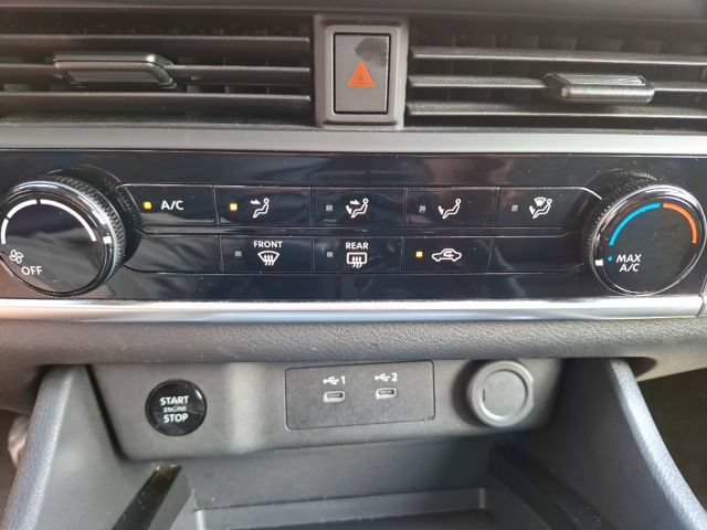 Used 2024 Nissan Rogue S FWD image 23