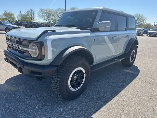 Certified 2023 Ford Bronco Outer Banks w/ Sasquatch Package