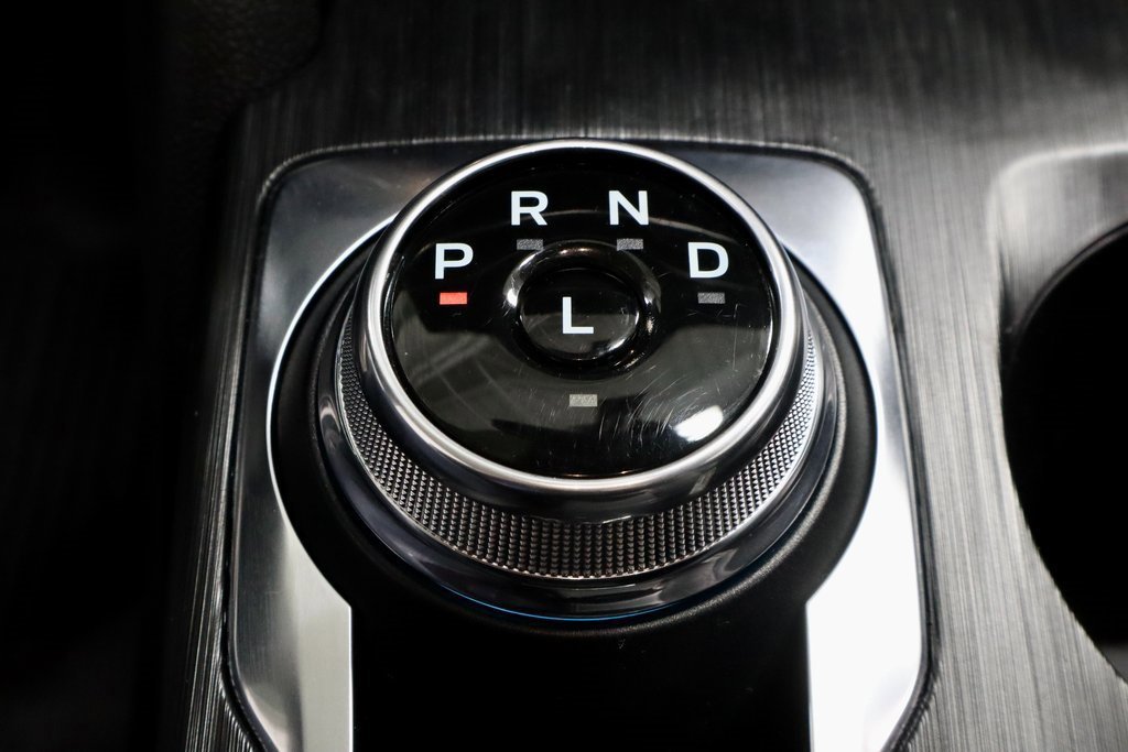 Certified 2024 Ford Escape SE w/ PHEV Premium Package image 33