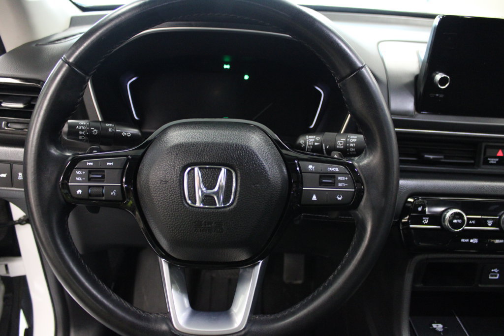 Used 2024 Honda Pilot Touring image 19