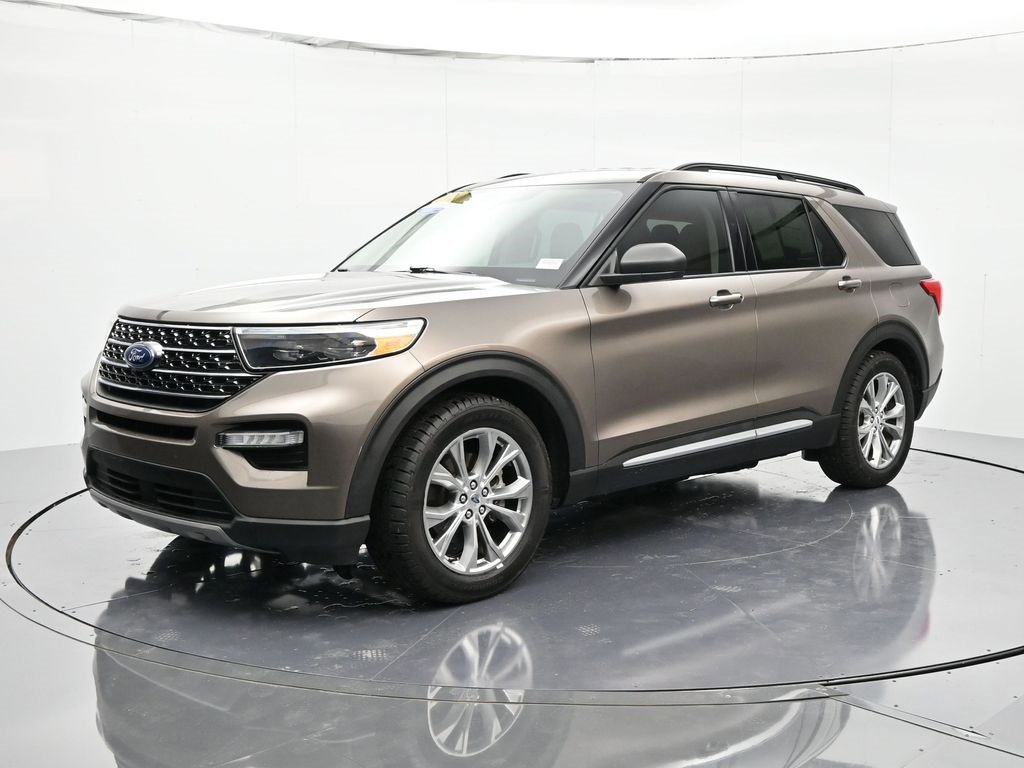 Certified 2021 Ford Explorer XLT w/ Equipment Group 202A