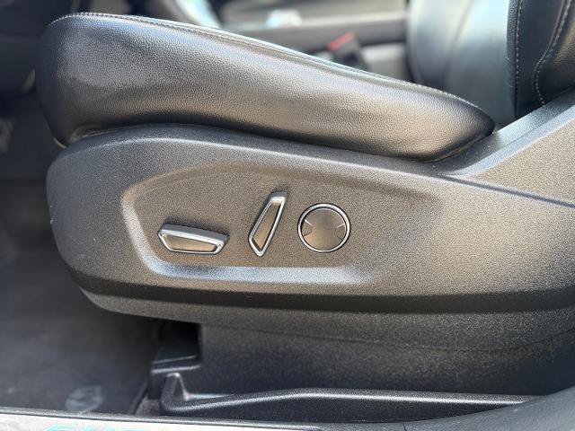 Certified 2019 Ford Edge Titanium w/ Equipment Group 301A FWD image 13