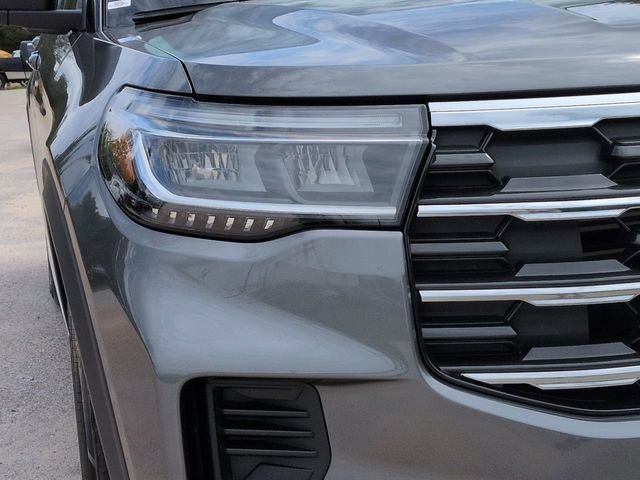 Certified 2025 Ford Explorer Active RWD image 11