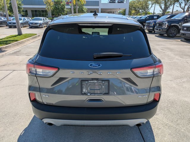 Certified 2022 Ford Escape SE image 3