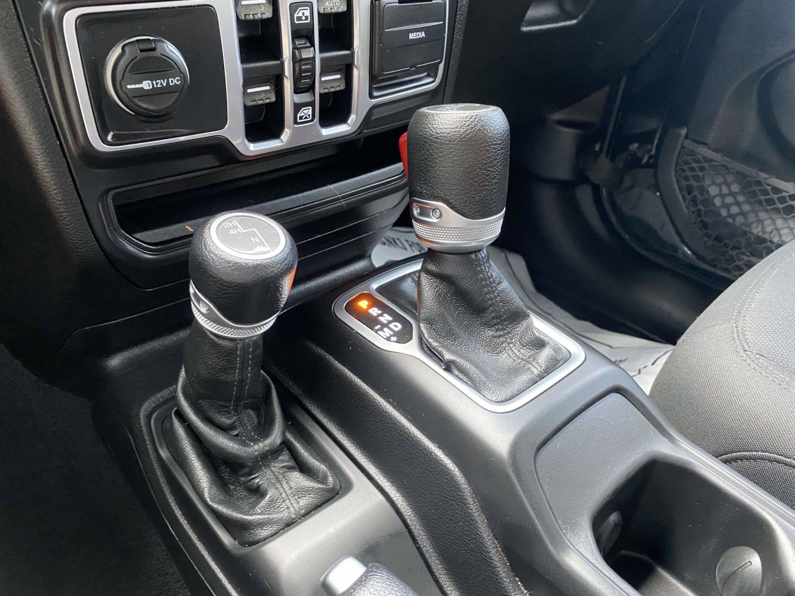 Used 2018 Jeep Wrangler Unlimited Sport S AWD/4WD image 26