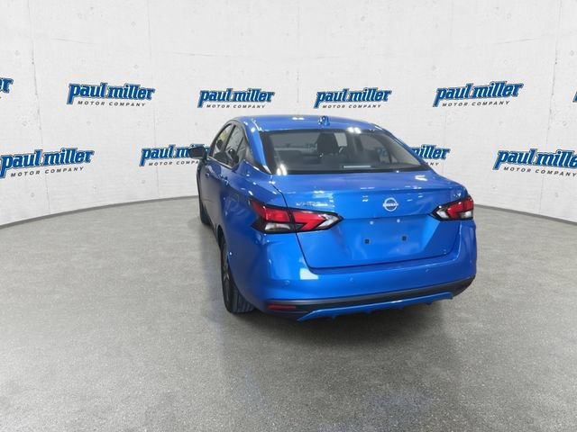 Used 2024 Nissan Versa SV FWD image 9