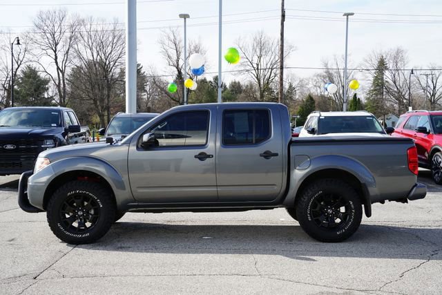 Used 2021 Nissan Frontier SV w/ Midnight Edition Floor Mats image 2
