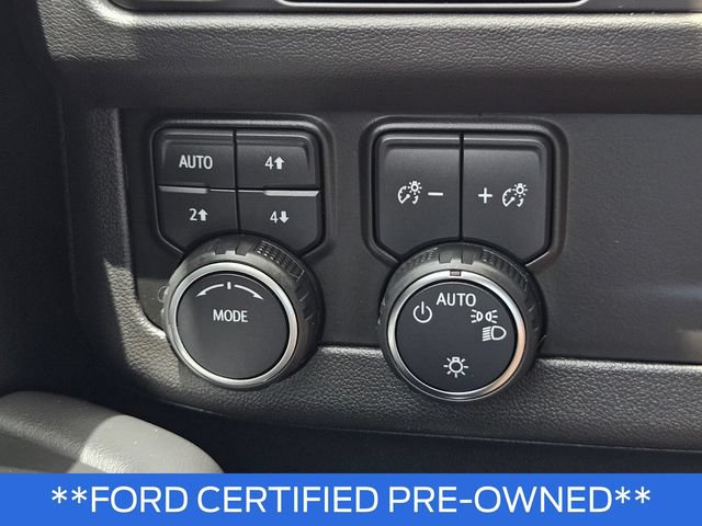 Used 2022 Chevrolet Tahoe Z71 w/ Luxury Package AWD/4WD image 29