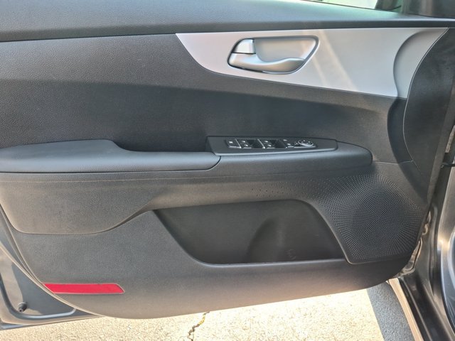 Used 2024 Kia Forte LXS w/ LXS Technology Package FWD image 13