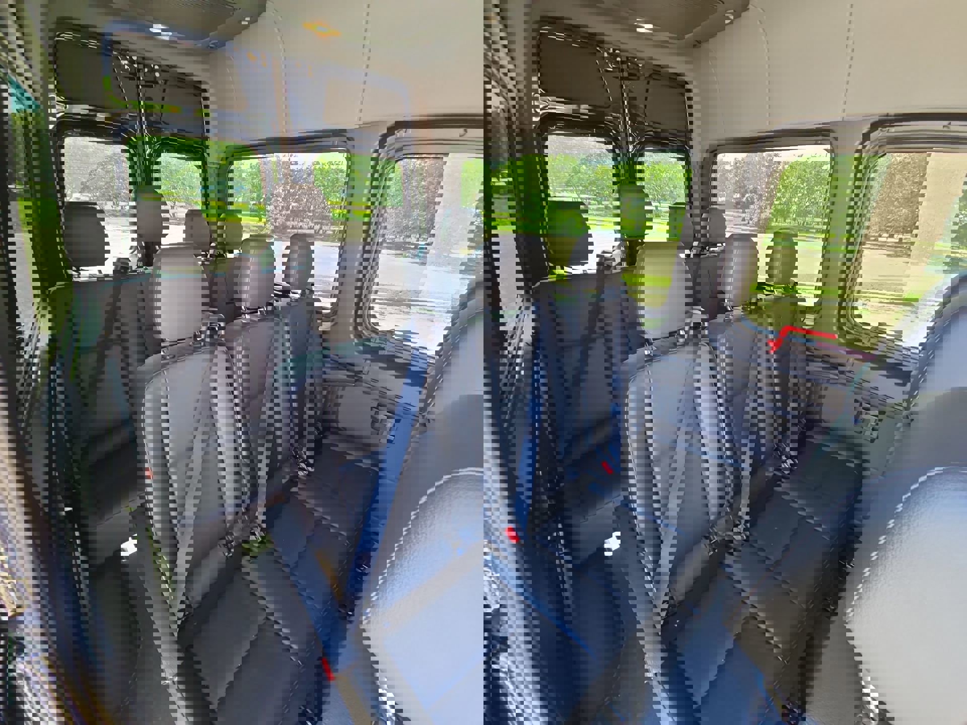 Used 2024 Mercedes-Benz Sprinter 2500 image 22