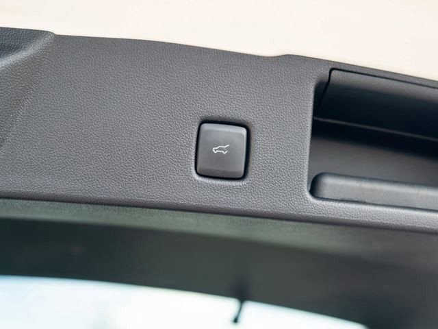 Certified 2024 Ford Escape ST-Line w/ Tech Pack #1 FWD image 7
