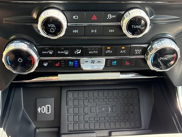Certified 2025 Ford F150 Raptor AWD/4WD image 38