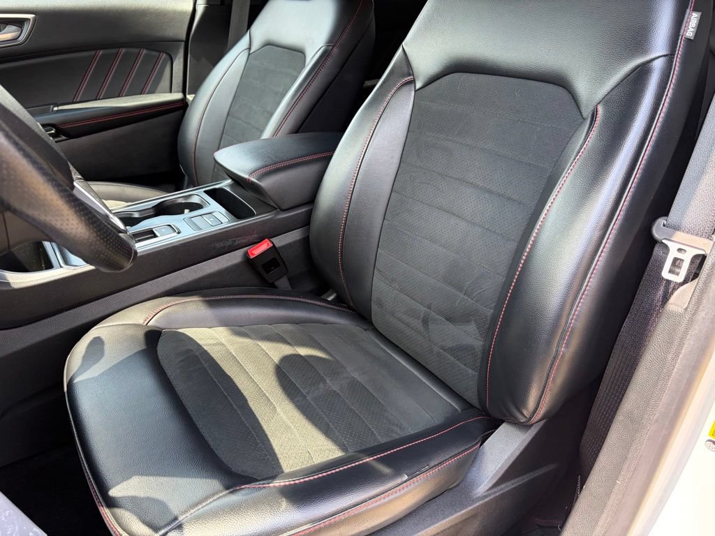 Certified 2022 Ford Edge ST-Line AWD/4WD image 40