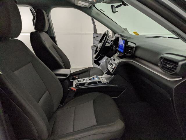 Certified 2023 Ford Explorer XLT w/ Class IV Trailer Tow Package image 22