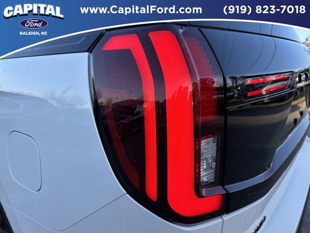 Certified 2025 Ford Expedition Platinum w/ Stealth Performance Package AWD/4WD image 15