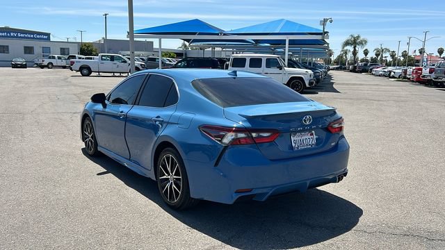 Used 2024 Toyota Camry SE FWD image 5