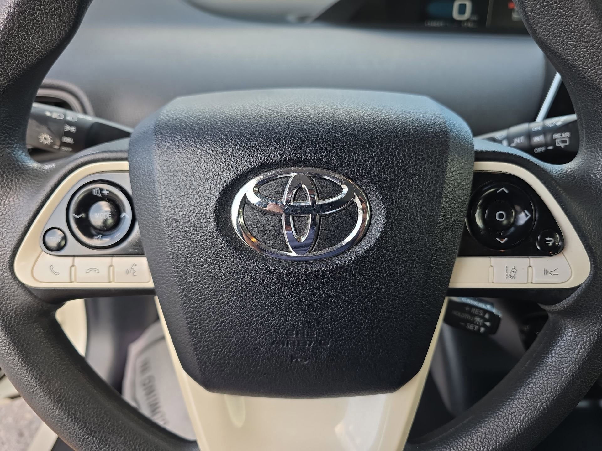 Used 2017 Toyota Prius Four image 55