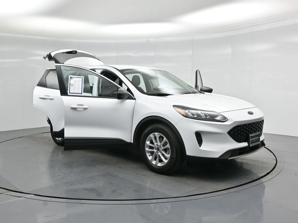Certified 2022 Ford Escape SE w/ Convenience Package image 53