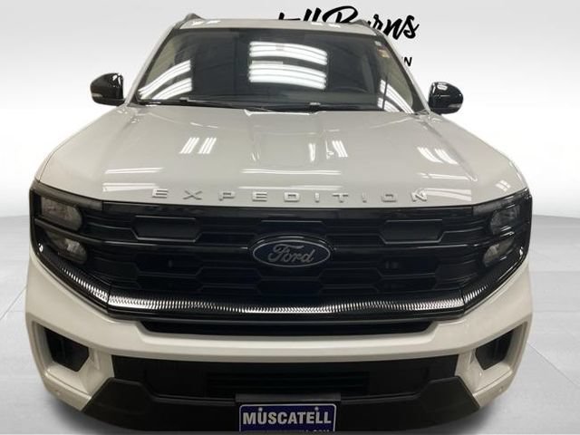Certified 2025 Ford Expedition Max Active AWD/4WD image 2