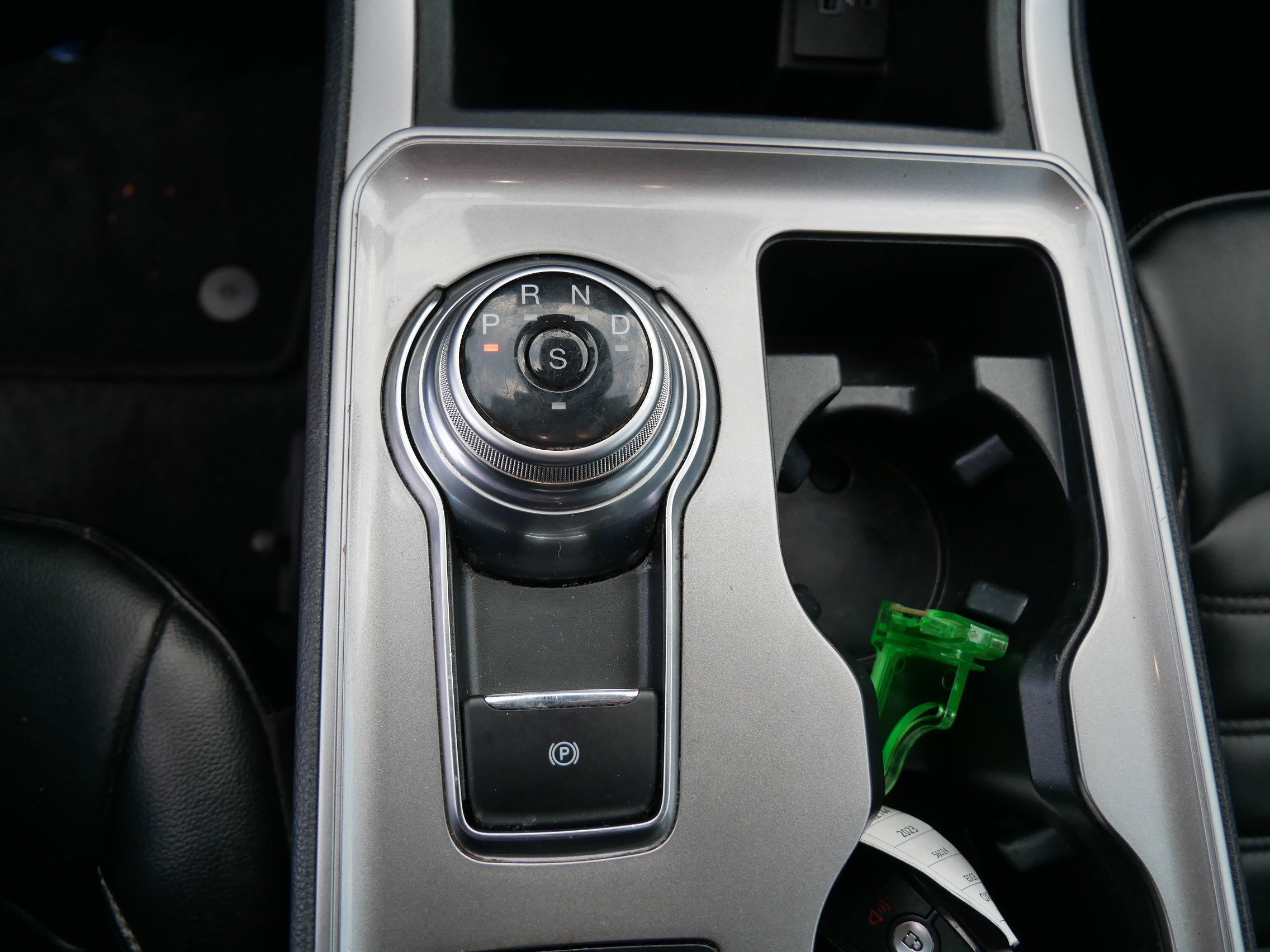 Certified 2023 Ford Edge SEL image 24