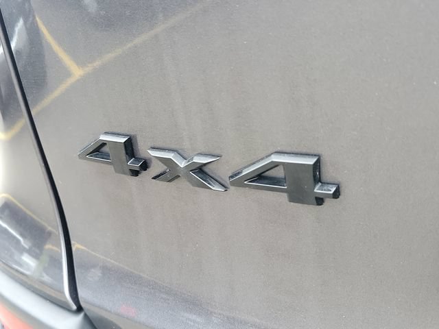 Used 2021 Jeep Cherokee Latitude Plus AWD/4WD image 28