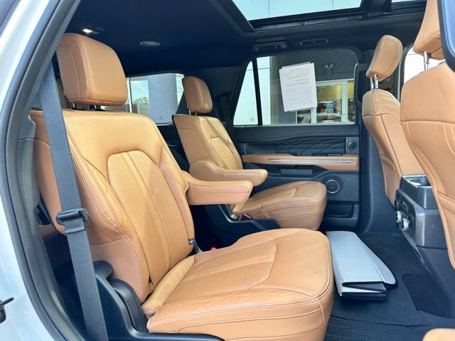 Certified 2022 Ford Expedition Platinum AWD/4WD image 42