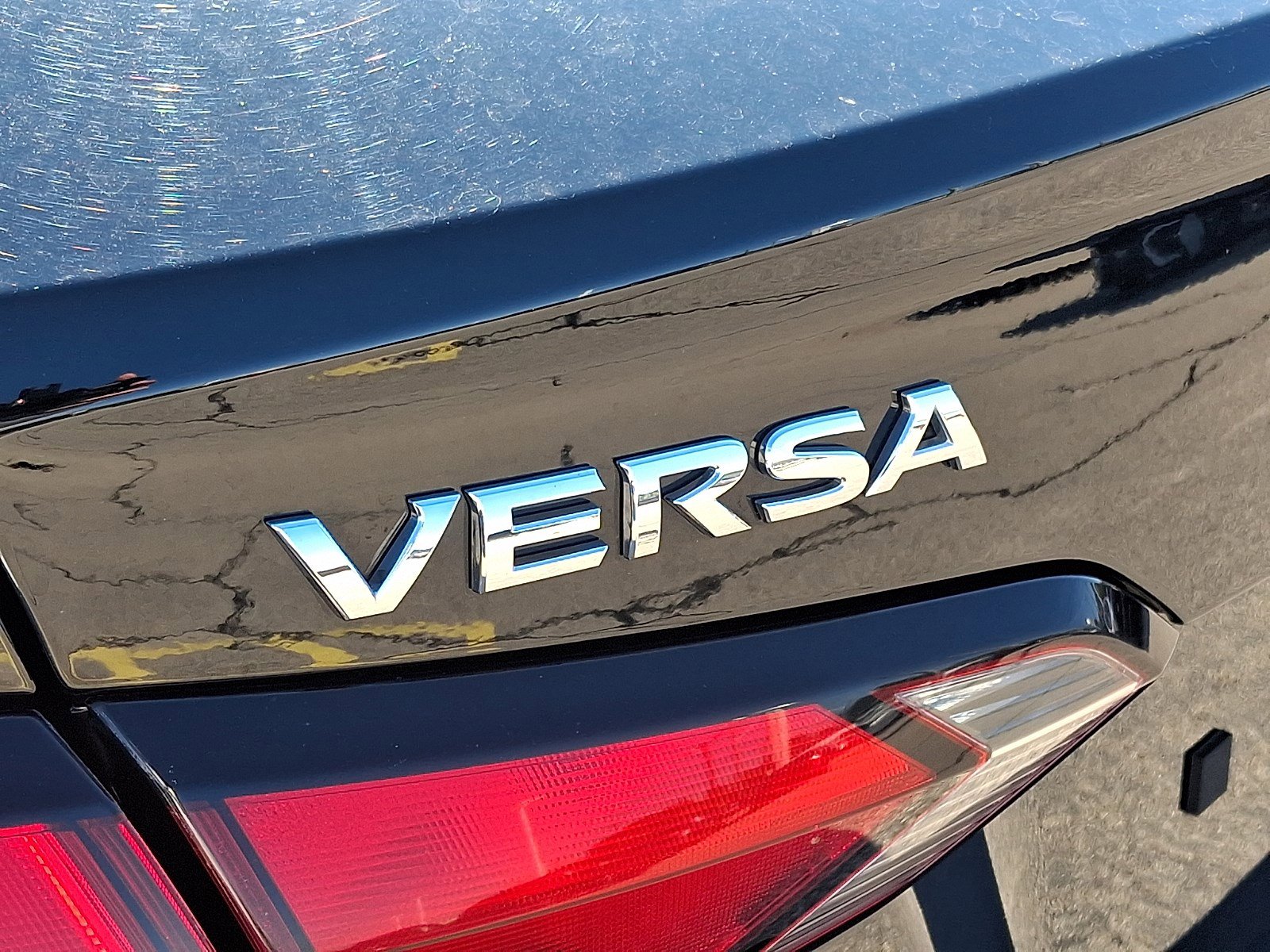 Used 2024 Nissan Versa SV image 30