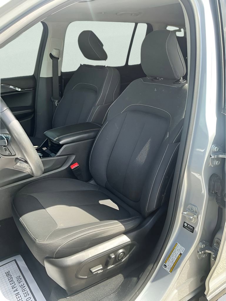 Used 2021 Jeep Grand Cherokee L Laredo w/ Luxury Tech Group I RWD image 23