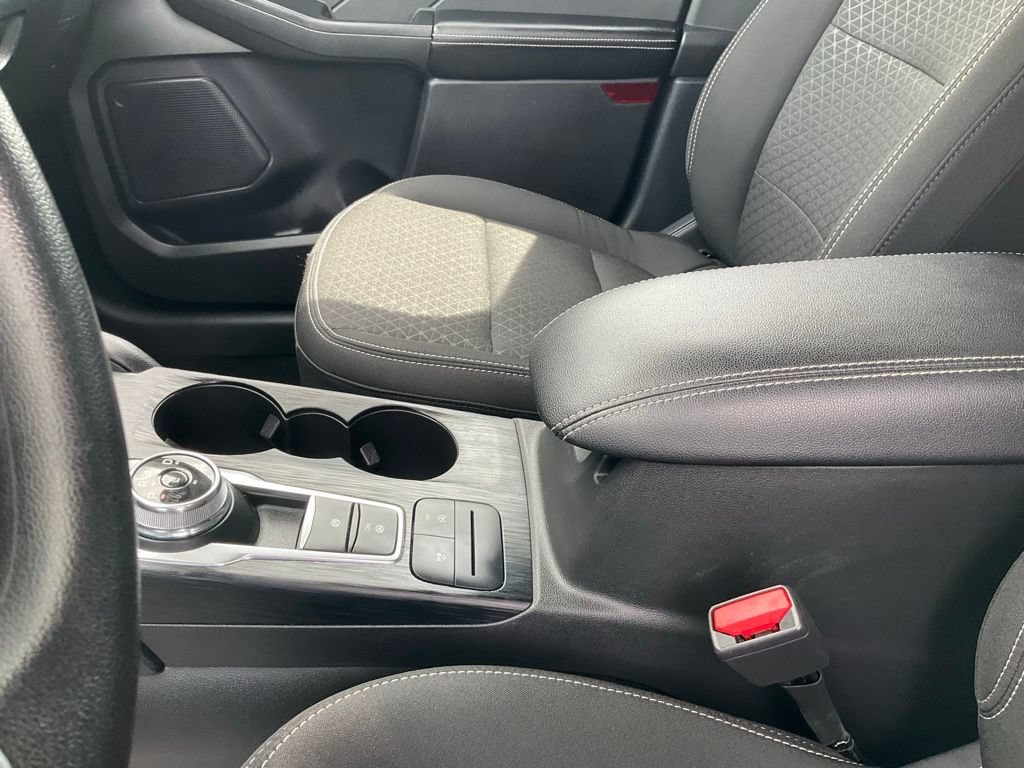 Certified 2025 Ford Escape Active AWD/4WD image 17