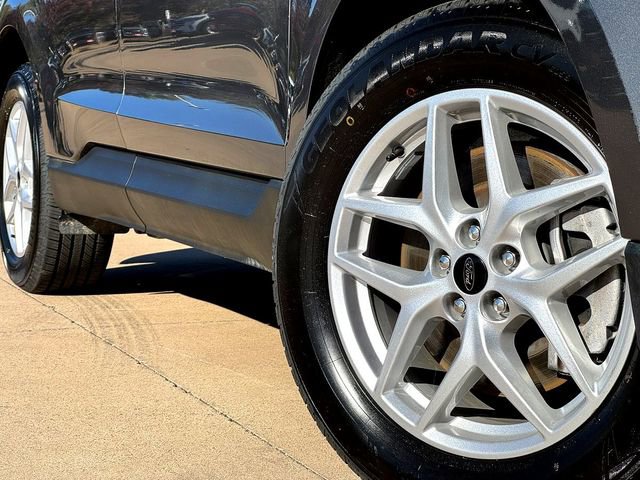 Certified 2023 Ford Edge SEL w/ Convenience Package image 2