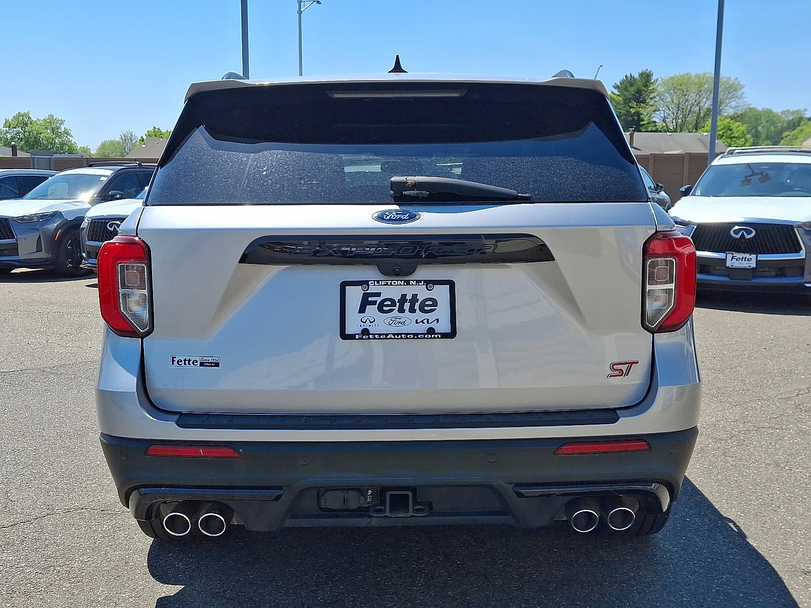 Certified 2022 Ford Explorer ST w/ Equipment Group 401A AWD/4WD image 5