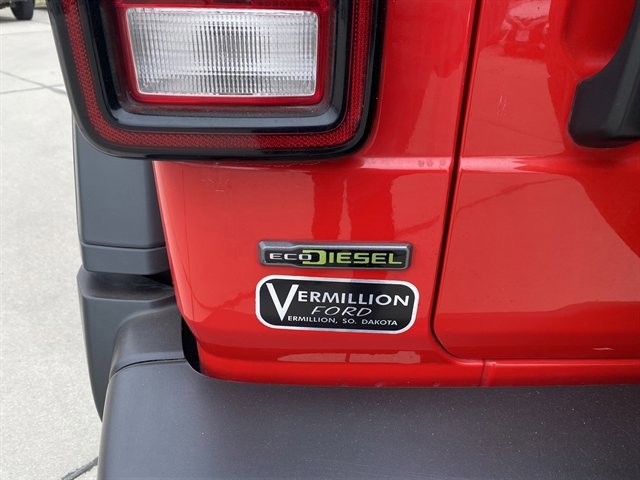 Used 2021 Jeep Wrangler Unlimited Rubicon w/ Dual Top Group AWD/4WD image 16