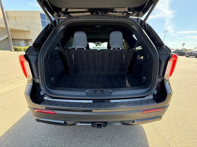 Certified 2025 Ford Explorer ST-Line AWD/4WD image 15