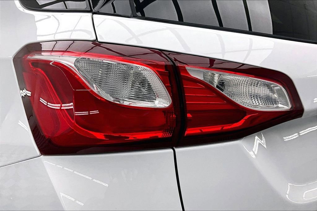 Used 2020 Chevrolet Equinox Premier w/ Premier Redline Edition image 30