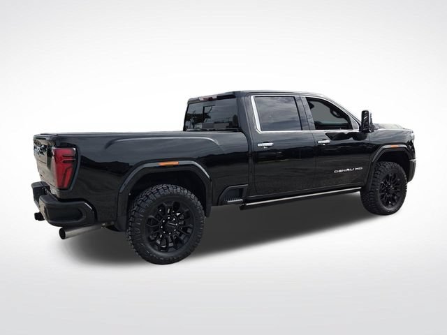 Used 2025 GMC Sierra 3500 Denali Ultimate AWD/4WD image 9