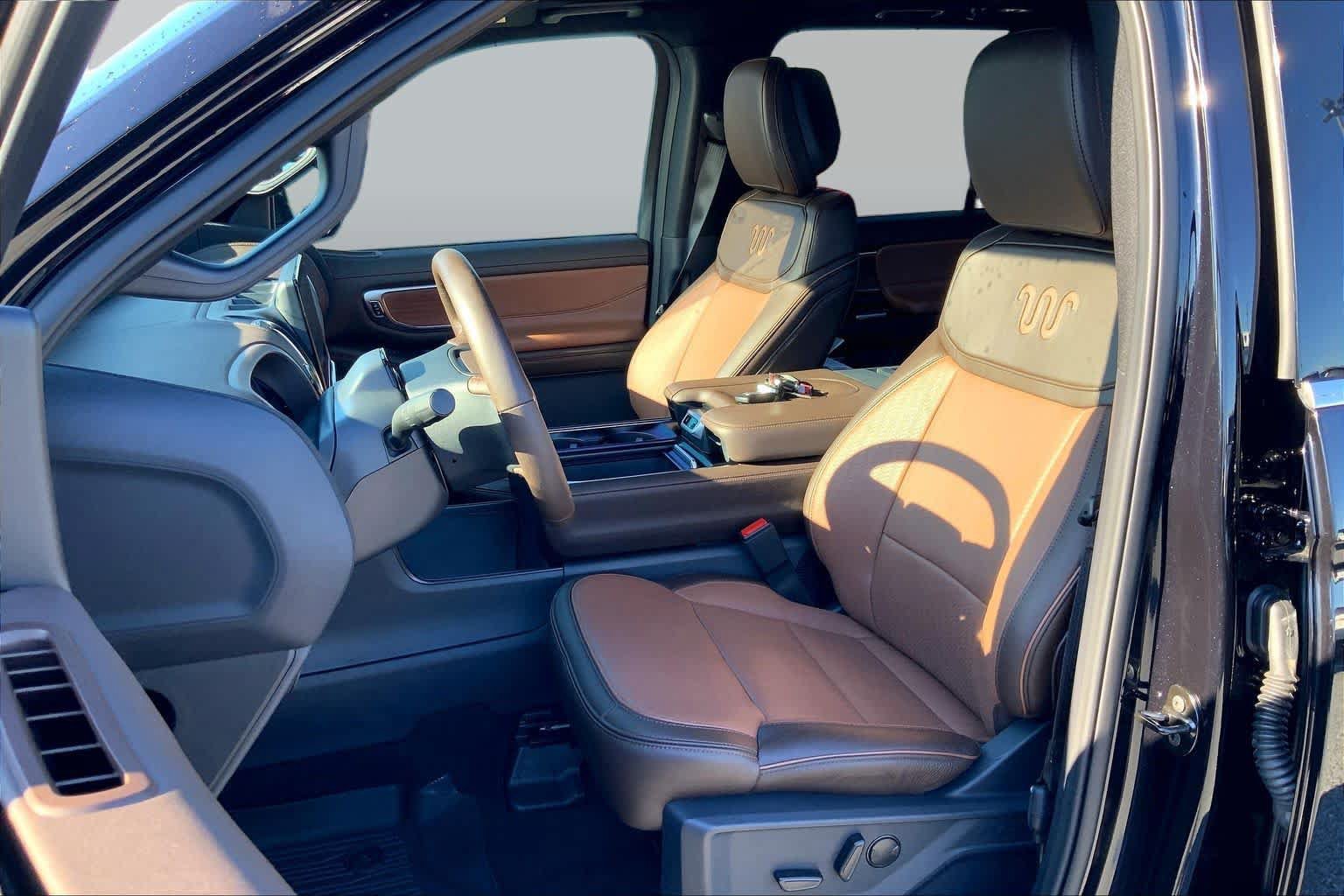 Certified 2026 Ford Expedition King Ranch AWD/4WD image 8