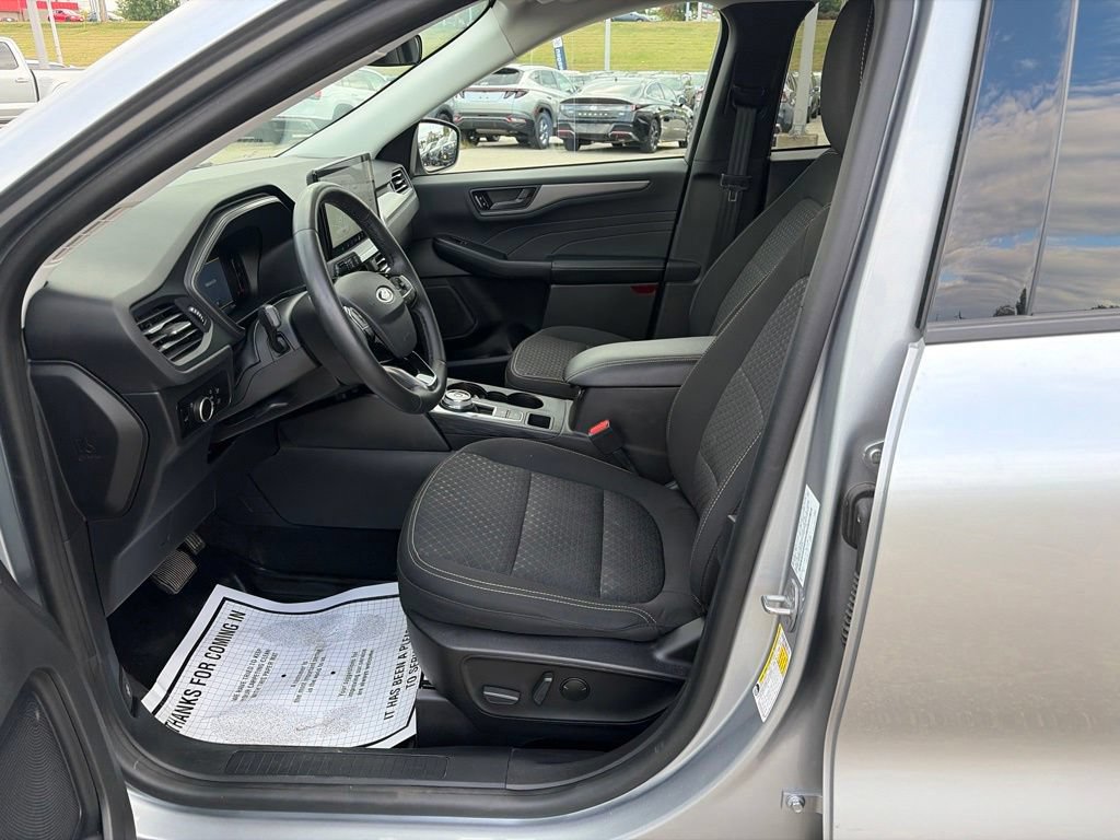 Certified 2023 Ford Escape Active w/ Tech Pack #1 AWD/4WD image 10