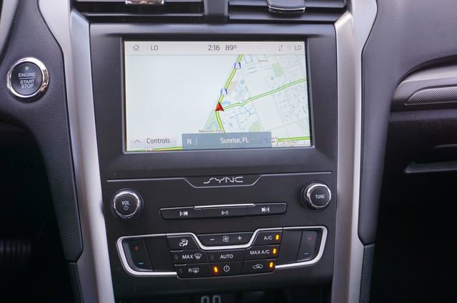 Certified 2020 Ford Fusion SE image 4