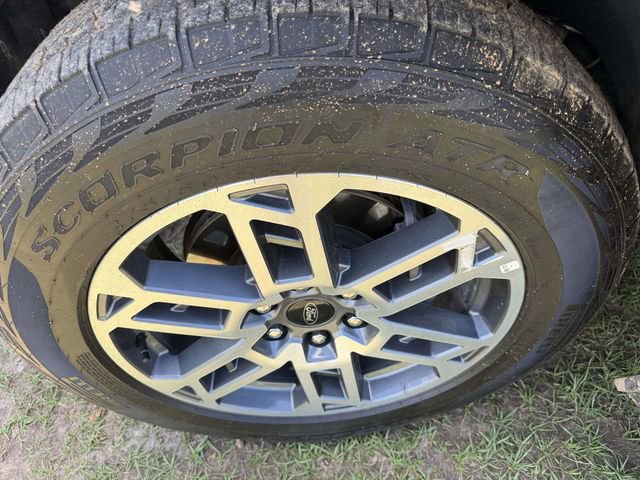 Certified 2025 Ford Expedition Active AWD/4WD image 32