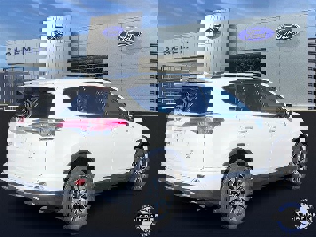 Used 2017 Toyota RAV4 XLE image 3