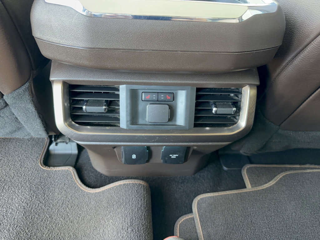 Certified 2025 Ford F150 King Ranch image 36