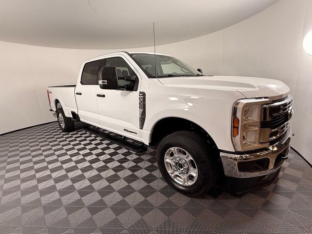 Certified 2026 Ford F350 XLT AWD/4WD image 5