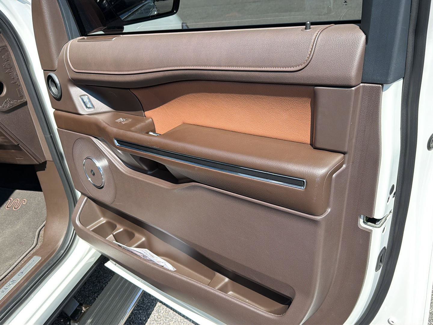 Certified 2024 Ford Expedition King Ranch RWD image 16