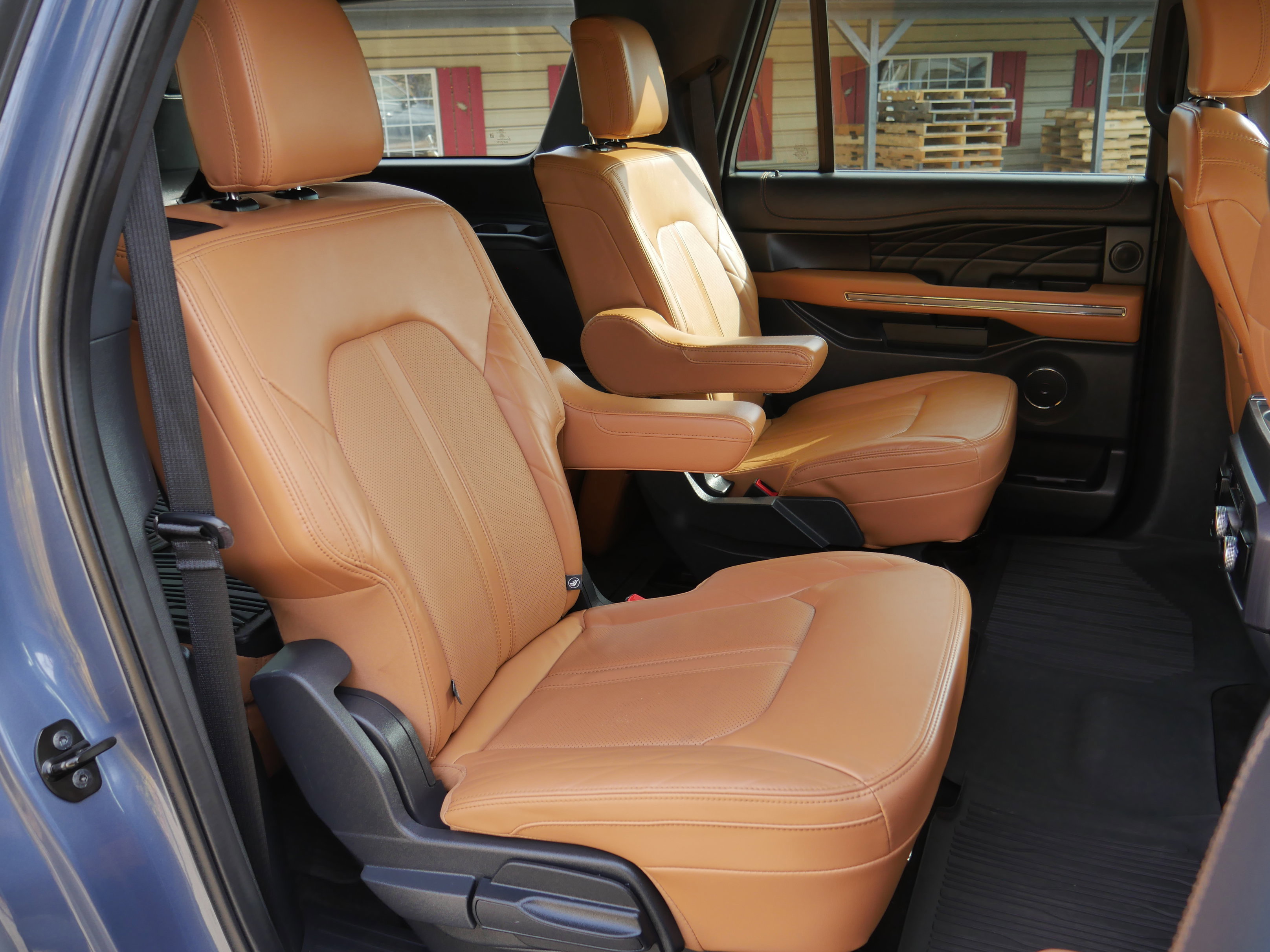 Certified 2023 Ford Expedition Max Platinum image 38